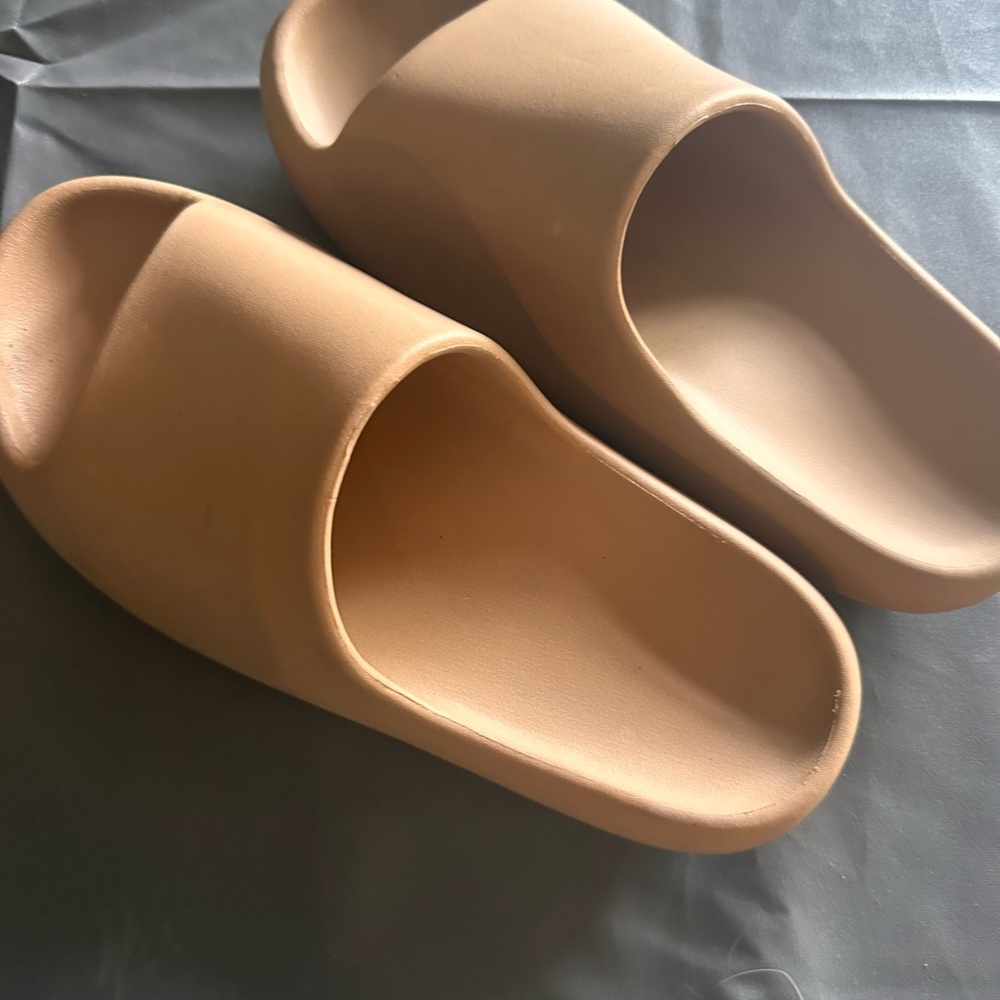 Urban Outfitters Brown Textured Sandals